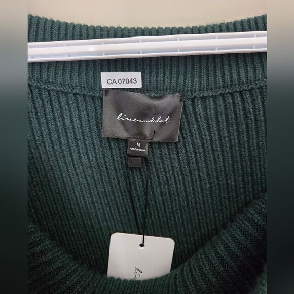 New Line and dot sweater dress size M - Picture 4 of 4